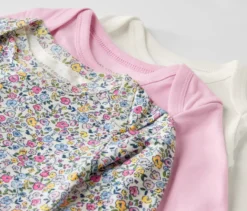 3 Baby-Bodys mit Mitwachsfunktion, rosa
