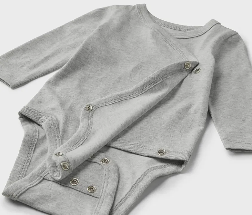 5 Baby-Bodys mit Mitwachsfunktion