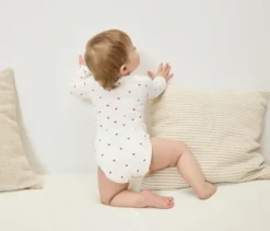 5 Baby-Bodys mit Mitwachsfunktion