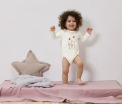2 Baby-Langarmbodies mit Kragen