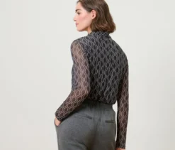Bedrucktes Mesh-Rollkragenshirt