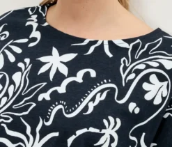 Blusenshirt, dunkelblau mit Alloverprint
