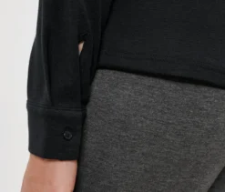 Blusenshirt mit Knopfleiste, schwarz