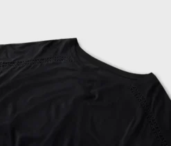 Blusenshirt mit Stickerei, schwarz