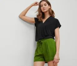 Blusenshirt mit V-Ausschnitt