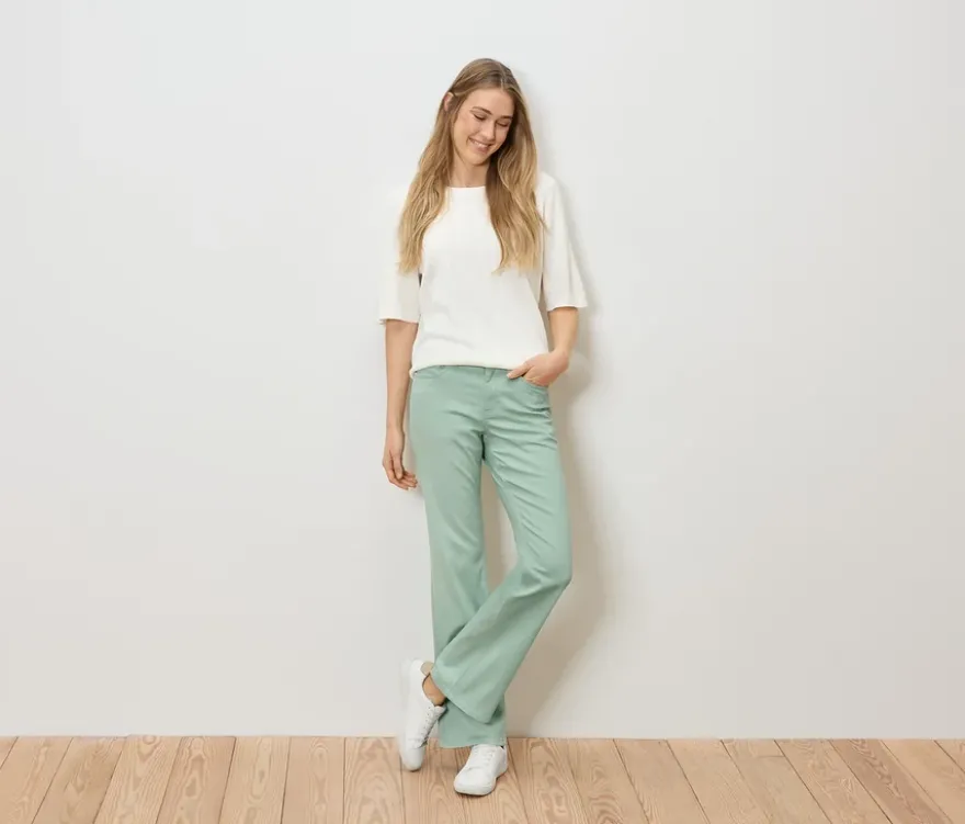 Bootcut Jeans ‒ Fit »Lou«, grün
