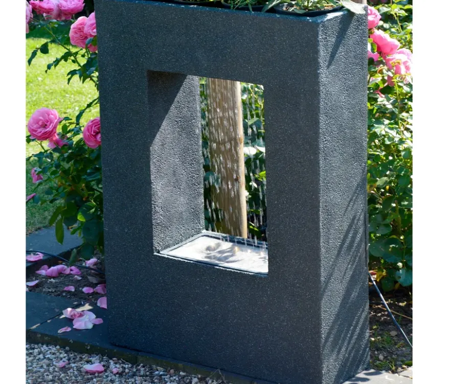 Dobar Gartenbrunnen mit Pflanzen-Option