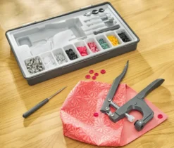 Druckknopf-Set
