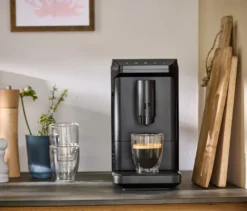 »Esperto mini« Kaffeevollautomat, Black