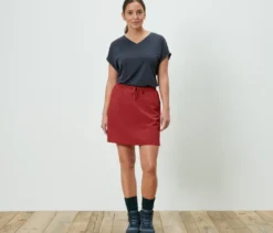 Funktionsrockshorts, rot