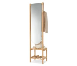 Garderobe mit Spiegel und Ablage