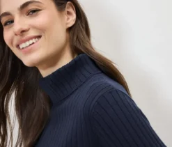 Gerippter Rollkragenpullover