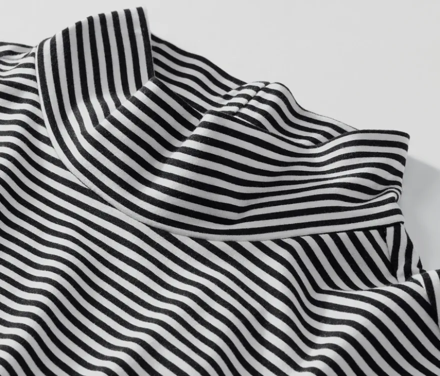 Gestreiftes Blusenshirt mit Stehkragen