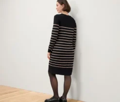 Gestreiftes Feinstrickkleid