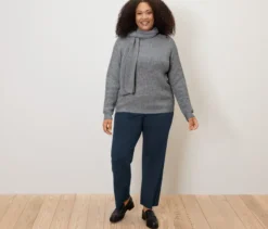 Grobstrickpullover mit Stehkragen, grau