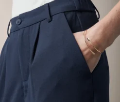 Hose mit Bundfalte