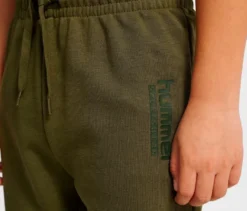 hummel® HMLJR Base Regular Pants, grün