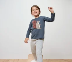 2 Kinder Langarmshirts, Eichhörnchen