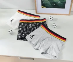 3 Kinder-Slipboxer im Fußballdesign