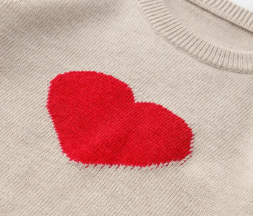 Kinder-Strickpullover mit Wolle