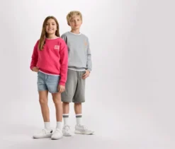 Kinder-Sweatshirt mit überschnittenen Schultern, grau