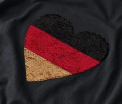 Kinder-T-Shirt mit Wendepailletten, Herz im Fußballdesign
