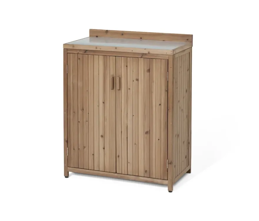 Kleiner Gartenschrank
