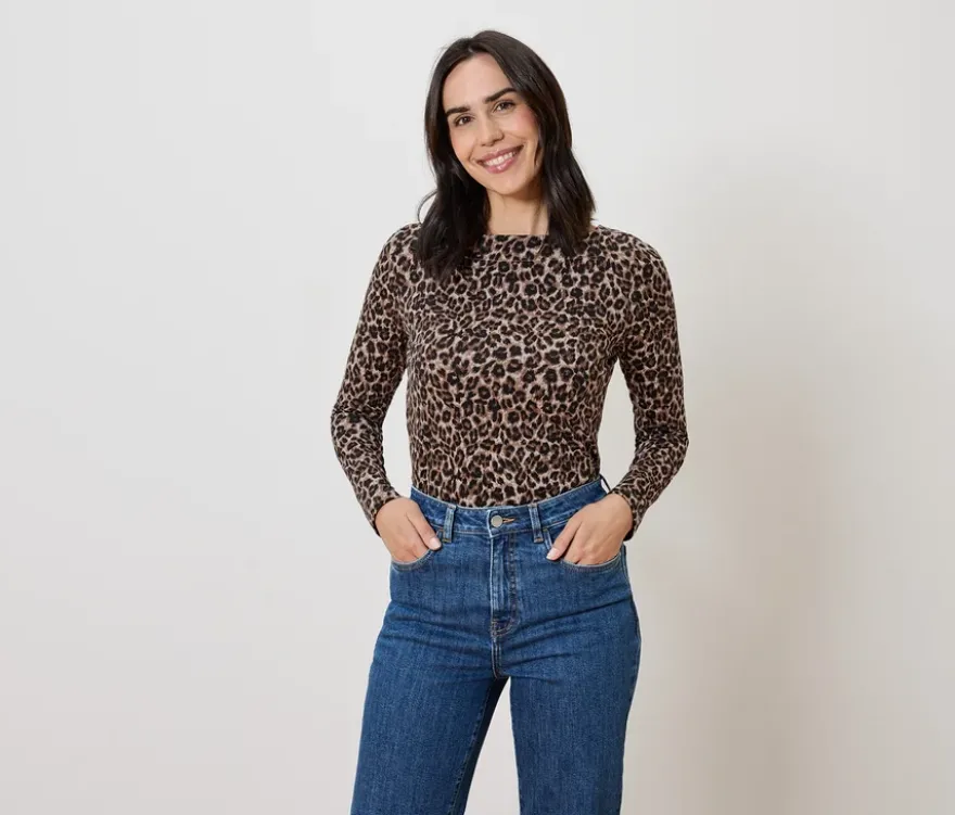 Langarmshirt, beige mit braun-schwarzem Leo-Alloverprint