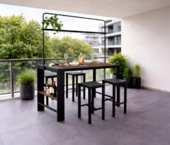 Leco Bartisch und 4 Hocker