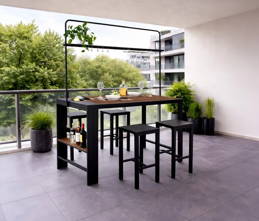 Leco Bartisch und 4 Hocker