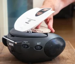 Lenco »SCD-24 Boombox« CD-Player mit Radio und Kopfhöreranschluss, weiß