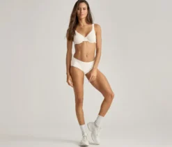 3 Magic-Cut-Pantys, creme