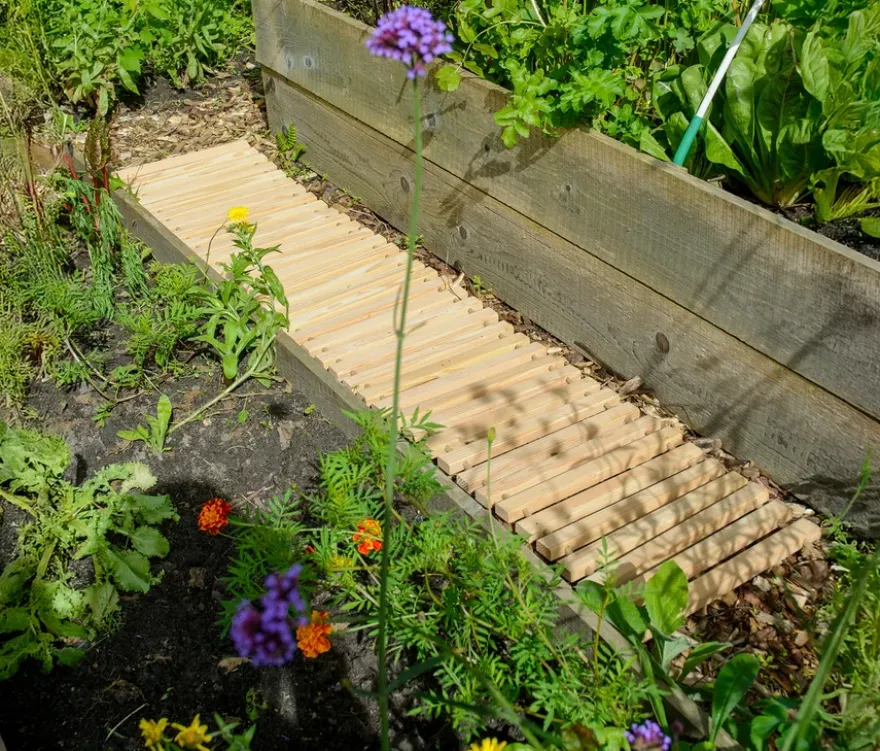 Mobiler Gartenweg