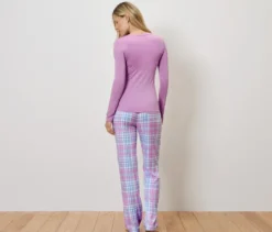 Pyjama mit Webhose