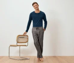 Pyjama-Set mit gewebter Hose