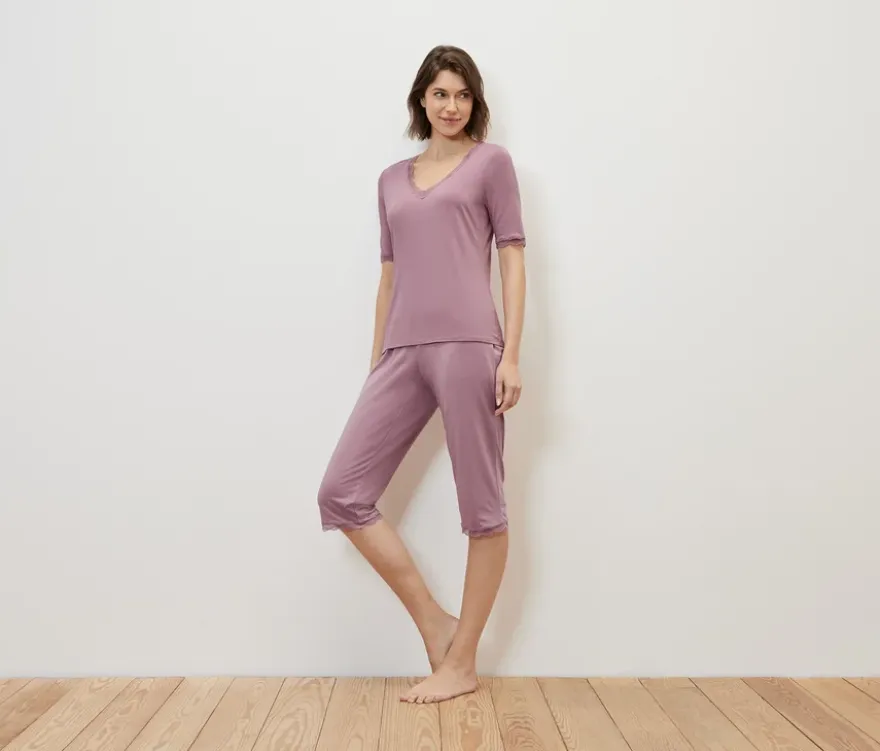 Pyjama-Set mit Spitze