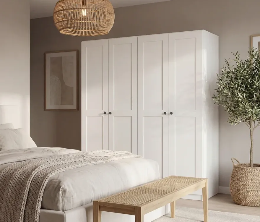 rauch Kleiderschrank »Savona«, 4-türig, Classic-Ausstattung