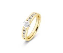 Ring 585 Gold, 9 Diamanten