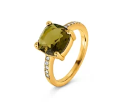 Ring mit grün-braunem Glaskristallstein
