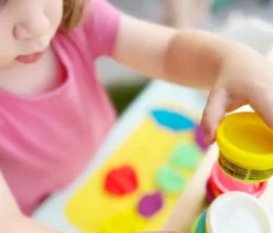Roba x Play-Doh kreatives Sitzgruppen-Set