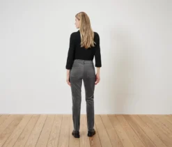 Samthose, grau