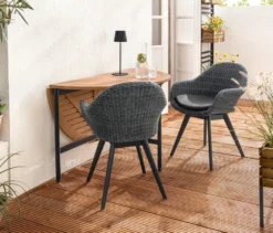 Schalenstuhl mit Polyrattangeflecht