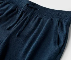 Schlupfhose in Crinkle-Optik, blau