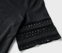 Shirt mit Stickerei