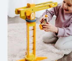 small foot Baukran mit Baustellenzubehör
