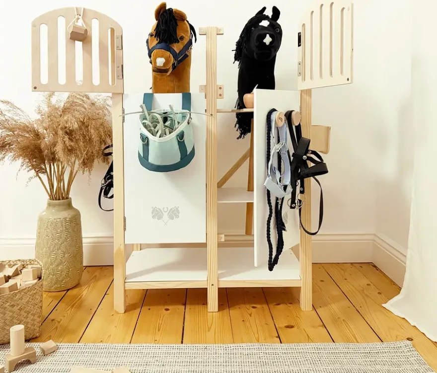 small foot Hobby-Horse-Pferdestall