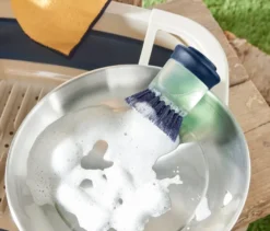Spülbürste mit Spender