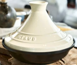 STAUB Gusseiesen-Tajine, creme, 28 cm