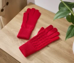 Strickhandschuhe mit Zopfmuster
