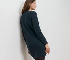 Strickkleid mit Zopfmuster